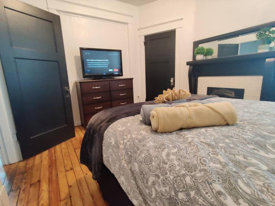 Lovely 2Br W Office Space - King Bed & Alexa Διαμέρισμα Πίτσμπουργκ Εξωτερικό φωτογραφία